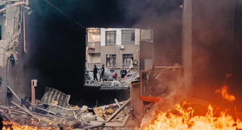 Zdjęcie zniszczonych budynków na Ukrainie/ Twitter.com/ Oleksii Reznikov