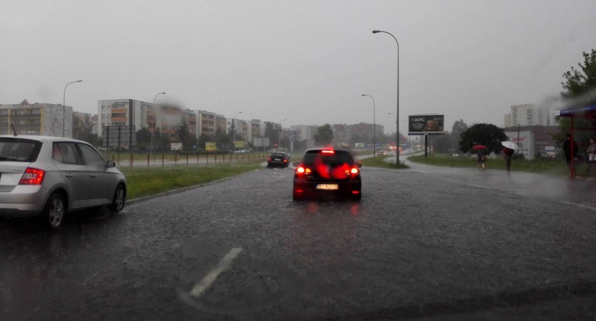 Zdjęcie ulewy w Białymstoku/ DDB
