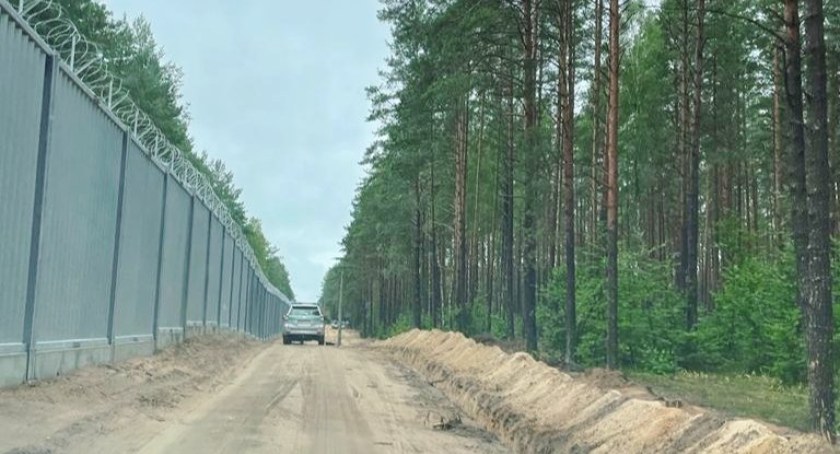 Zdjęcie patrolu przy granicy z Białorusią / Foto: SG