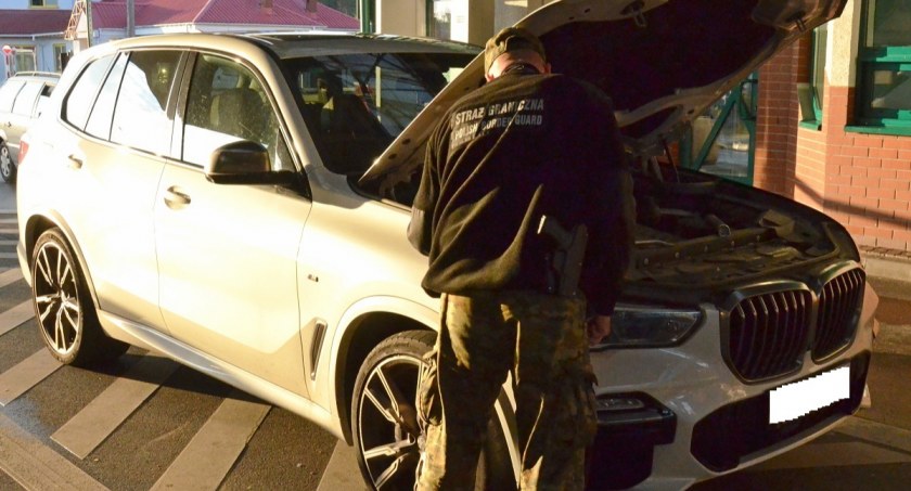 Zdjęcie odzyskanego samochodu / Foto: POSG