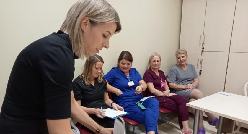 Zdjęcie z warsztatów prowadzonych przez psycholog Fundacji 