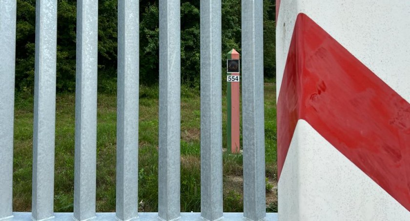 Zdjęcie zapory na granicy polsko - białoruskiej/ Twitter.com Straż Graniczna