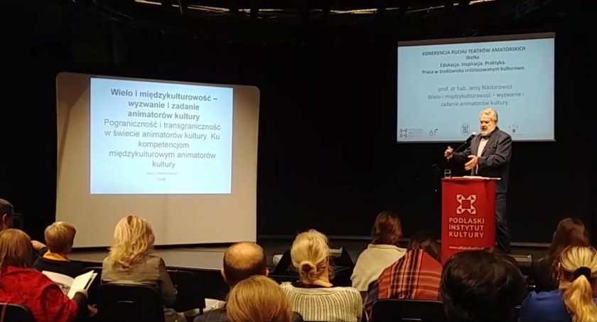 Zdjęcie z wykładu prof. dr. hab. Jerzego Nikitorowicza