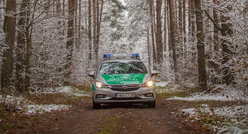 Zdjęcie patrolu SG przy polsko - białoruskiej granicy / Foto: SG