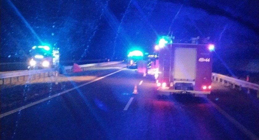 Zdjęcie z miejsca śmiertelnego wypadku pod miejscowością Sikory Pawłowięta/ Facebook/ Kolizyjne Podlasie Bartek Ell