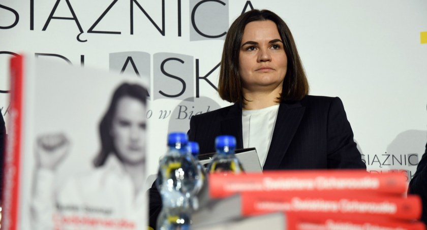 Zdjęcie Swiatłany Cichanouskiej/ Książnica Podlaska