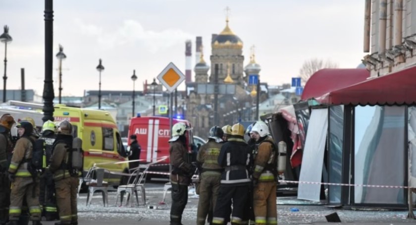 Zdjęcie po wybuchu bomby w kawiarni w Petersburgu/ Twitter.com Ukrinform