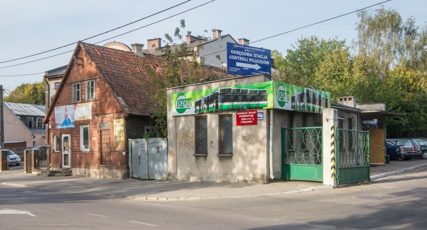 Zdjęcie wjazdu do zajezdni KZK w Białymstoku/ DDB