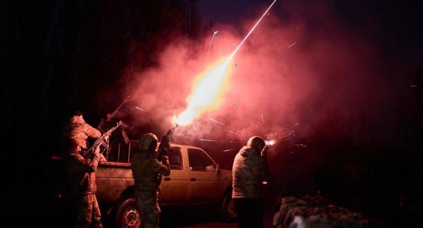 Zdjęcie żołnierzy ukraińskich na samochodzie/ Twitter.com Defense of Ukraine