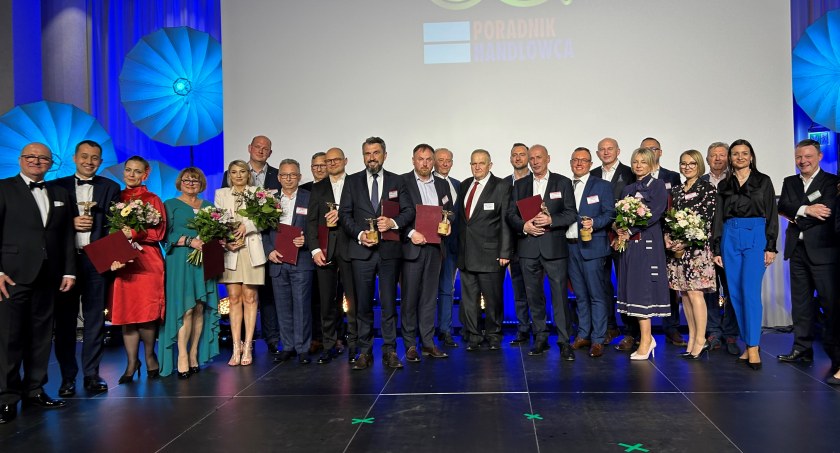 Zdjęcie laureatów nagród Hermesy Handlowe / Foto: mat. pras.