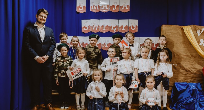 Zdjęcie dzieci z Przedszkola Samorządowego nr 6 w Białymstoku