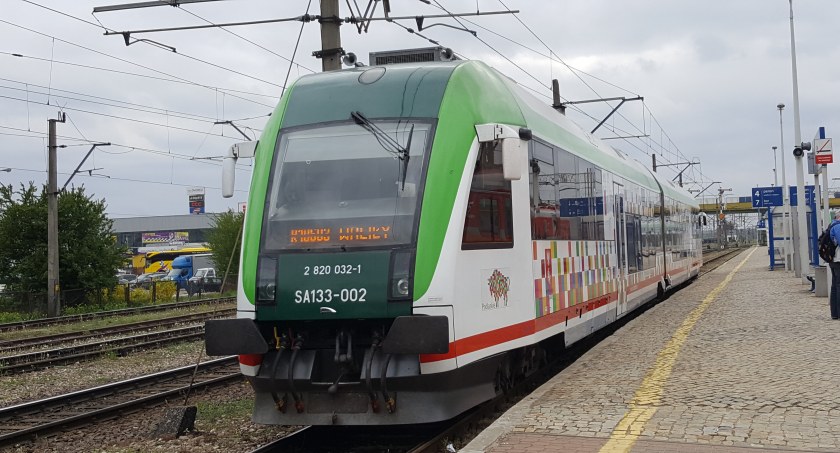 Zdjęcie pociągu do walił/ DDB