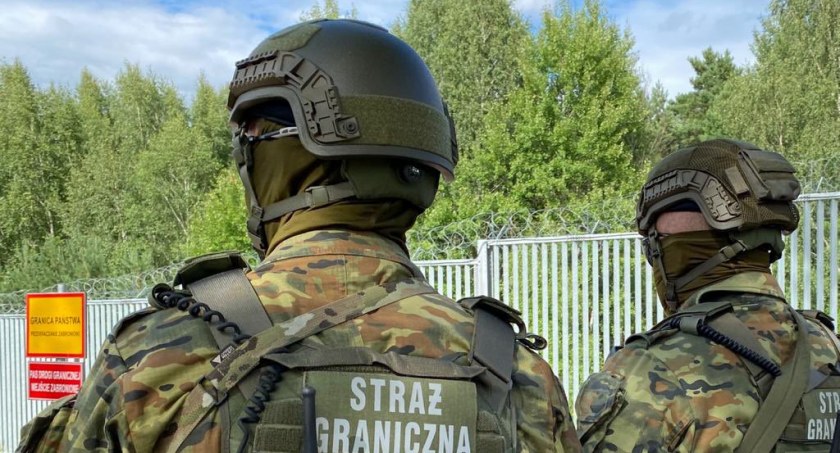 Zdjęcie patrolu SG przy polsko - białoruskiej granicy / Foto: SG