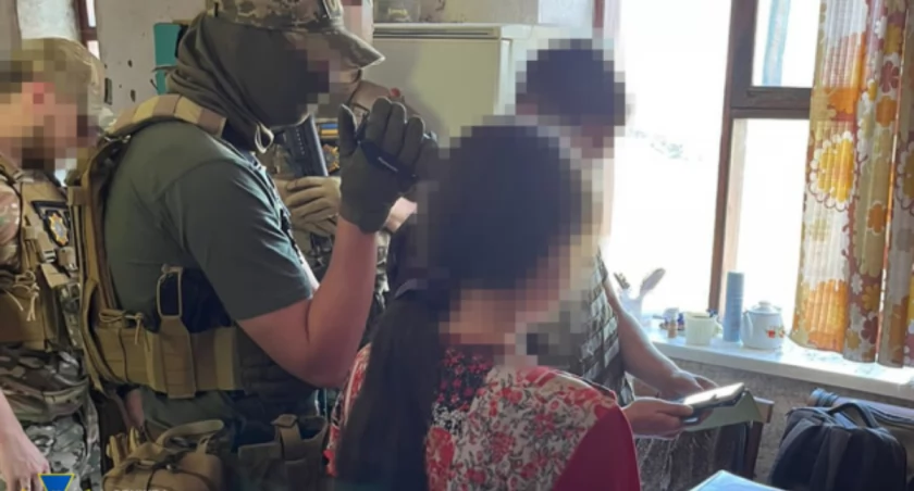 Zdjęcie funkcjonariuszy SBU i zatrzymanych agentów FSB/ Twitter.com SBU
