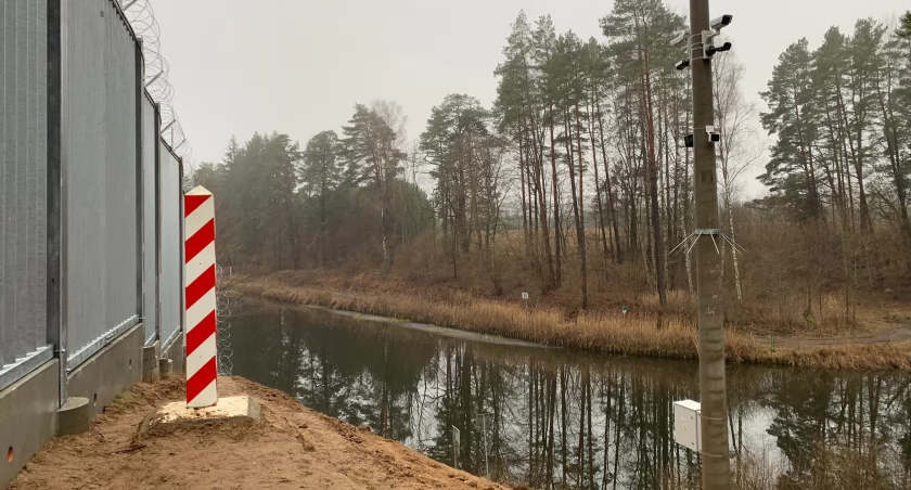 Zdjęcie zapory na granicy polsko - białoruskiej/ Twitter.com Straż Graniczna