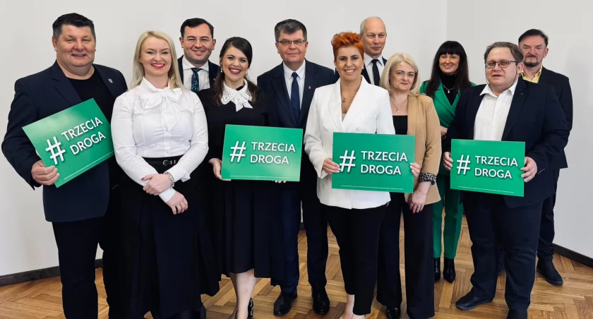 Zdjęcie kandydatów Trzeciej Drogi do Sejmiku Województwa Podlaskiego z okręgu nr 4/ Facebook Agnieszka Zawistowska - Liderka listy do Sejmiku