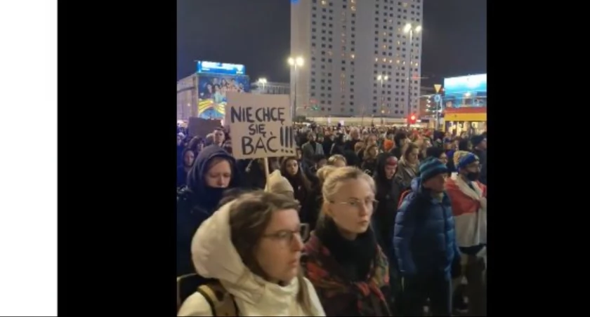 Zdjęcie zrzut ekranu z Facebook.com/ Raz prozą, raz rymem - walczymy z propagandowym reżimem