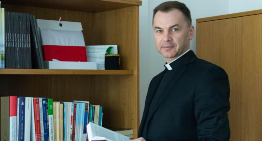 Zdjęcie księdza Andrzeja Dębskiego/ podlaskie.eu