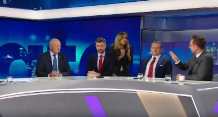 Zdjęcie screen z wpisu facebookowego Raz prozą, raz rymem - walczymy z propagandowym reżimem