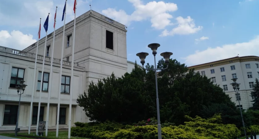 Zdjęcie budynku Sejmu RP/ DDB