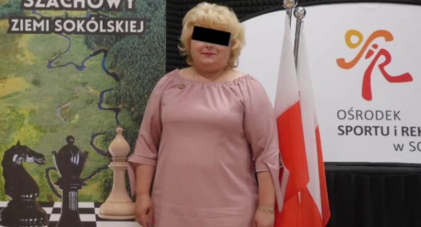 Zdjęcie burmistrz Sokółki z zakrytymi oczami/ podlaskie.eu