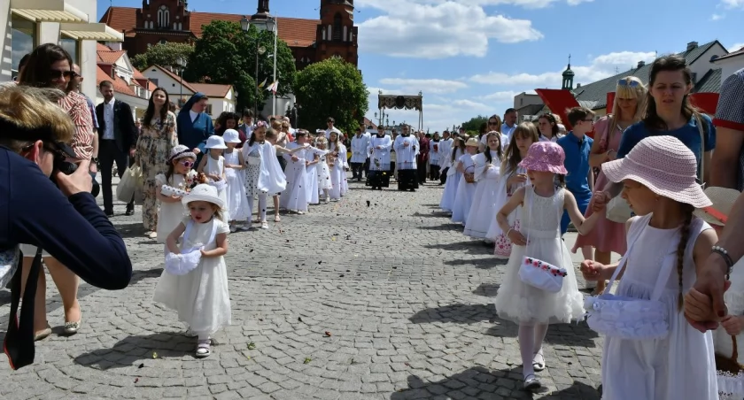 Zdjęcie procesji Bożego Ciała/ archibial.pl