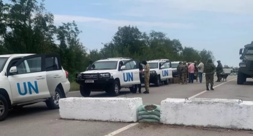 Zdjęcie pojazdów organizacji humanitarnych na Ukrainie/ Twitter.com Ukrinform
