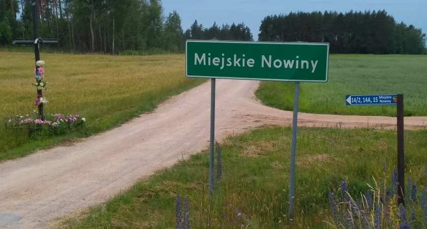 Zdjęcie znaku z nazwą miejscowości Miejskie Nowiny/ DDB