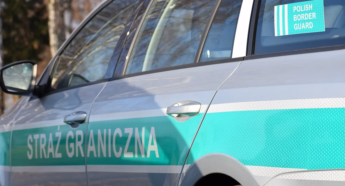 Zdjęcie pojazdu Straży Granicznej pod granicą z Białorusią/ Twitter.com Straż Graniczna
