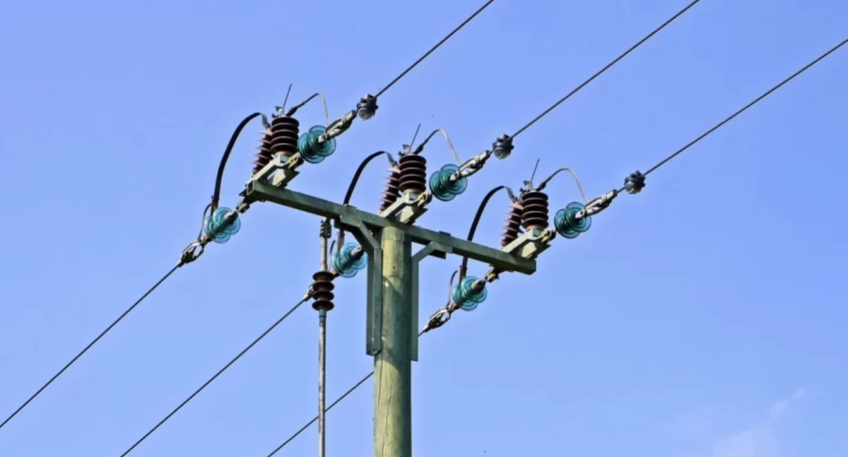 Zdjęcie słupa energetycznego/ Pixabay.com