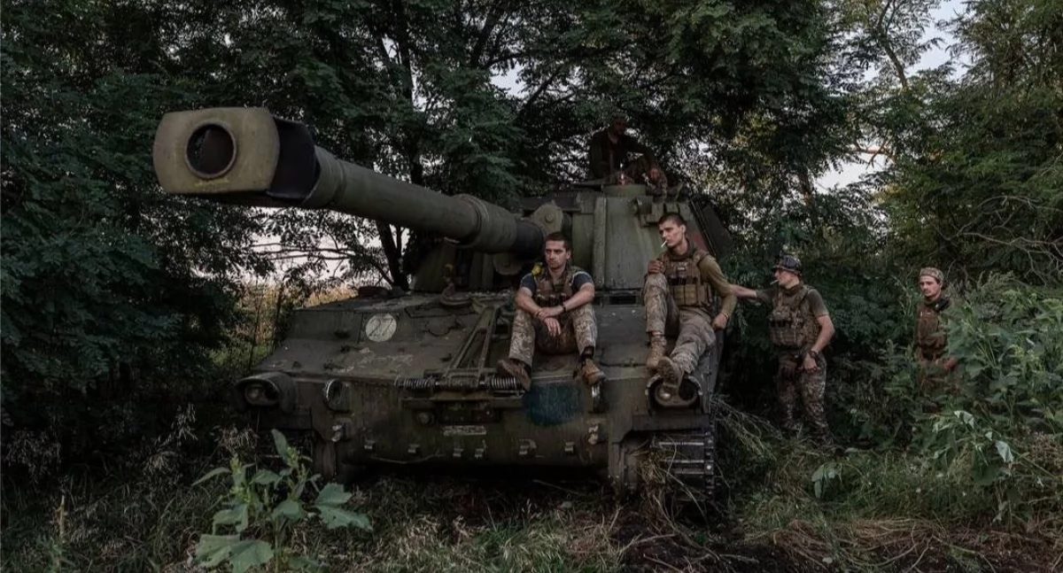 Zdjęcie żołnierzy ukraińskich przy czołgu/ Twitter.com Defense of Ukraine