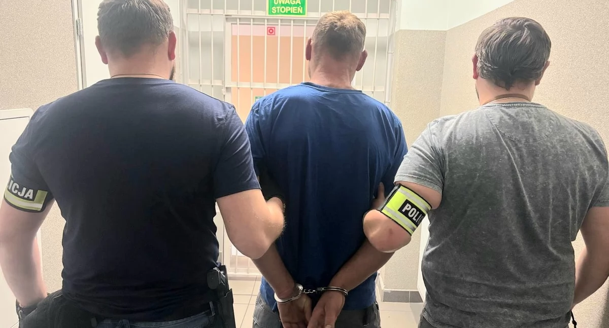 Mama doniosła iż w ciuchach syna są narkotyki