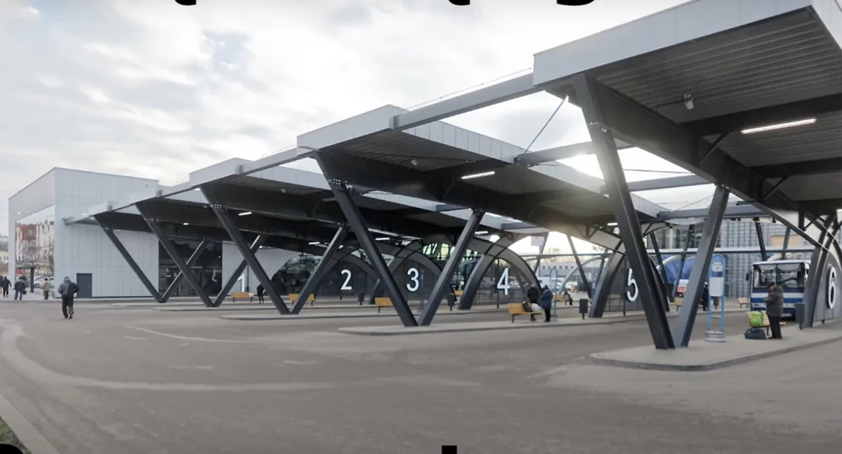 Burza w PKS Nova: wyprzedaż majątku, Inspekcja Pracy skarży do sądu prezesa Wojny (WIDEO)