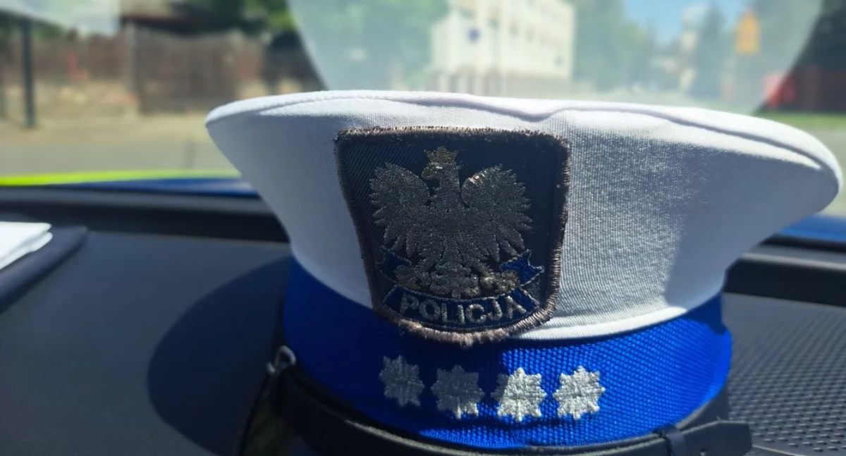 Czapka policyjna / Fot. KPP w Bielsku Podlaskim