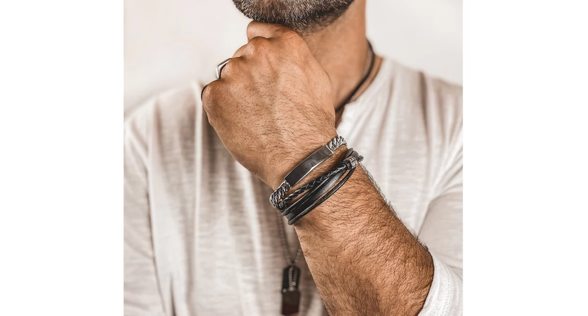 Artykuł Sponsorowany, powodów których bransoletka chłopaka najlepszy prezent - zdjęcie, fotografia