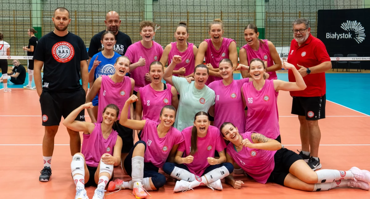 Siatkarki BAS Kombinat Budowlany Białystok gromią. Za tydzień kolejny turniej. Czy to będzie ich sezon? (WIDEO)