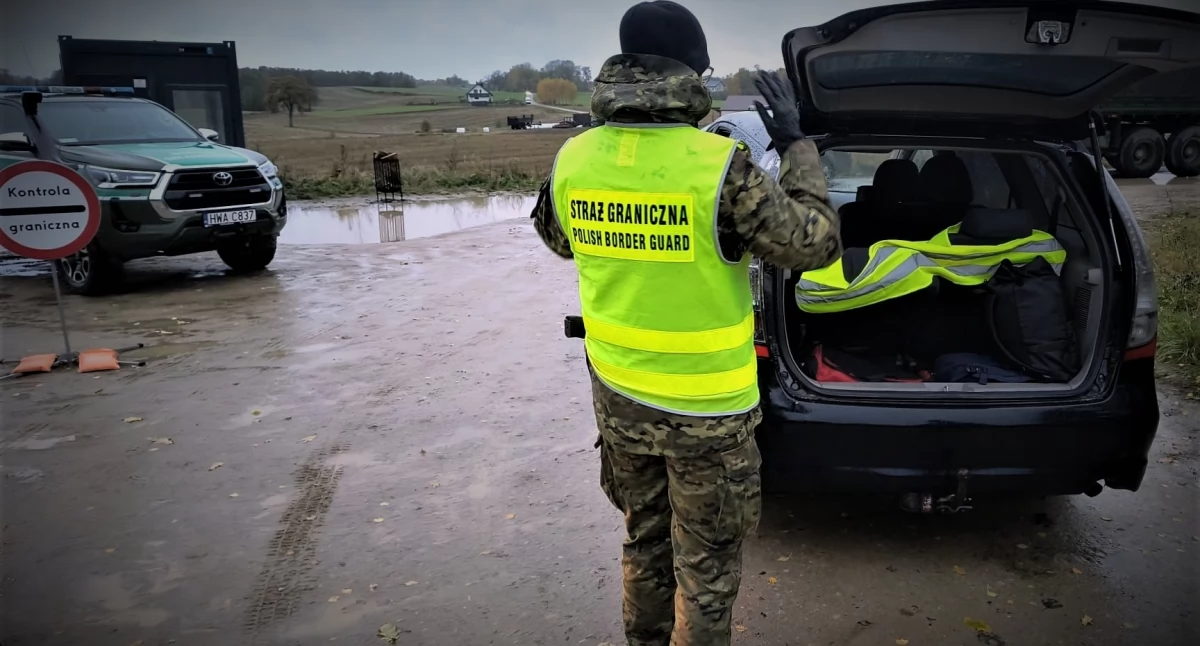 Udaremniona próba nielegalnego przerzutu: obywatel Ukrainy zatrzymany za pomocnictwo