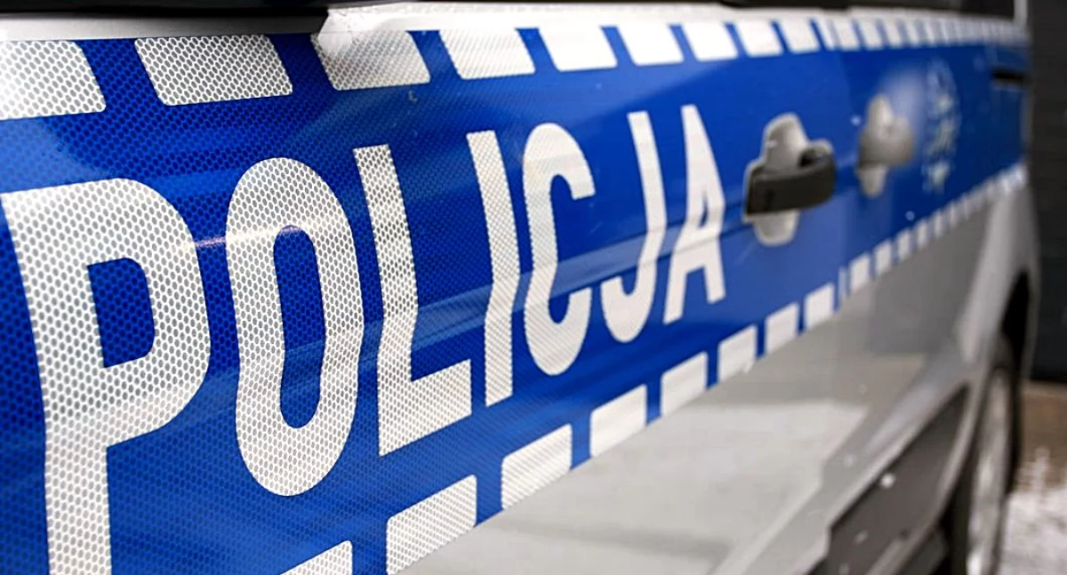 Powtarzał, iż nie otworzy. Policjanci z Brańska musieli wejść siłą – powód ukrywania się zaskoczył