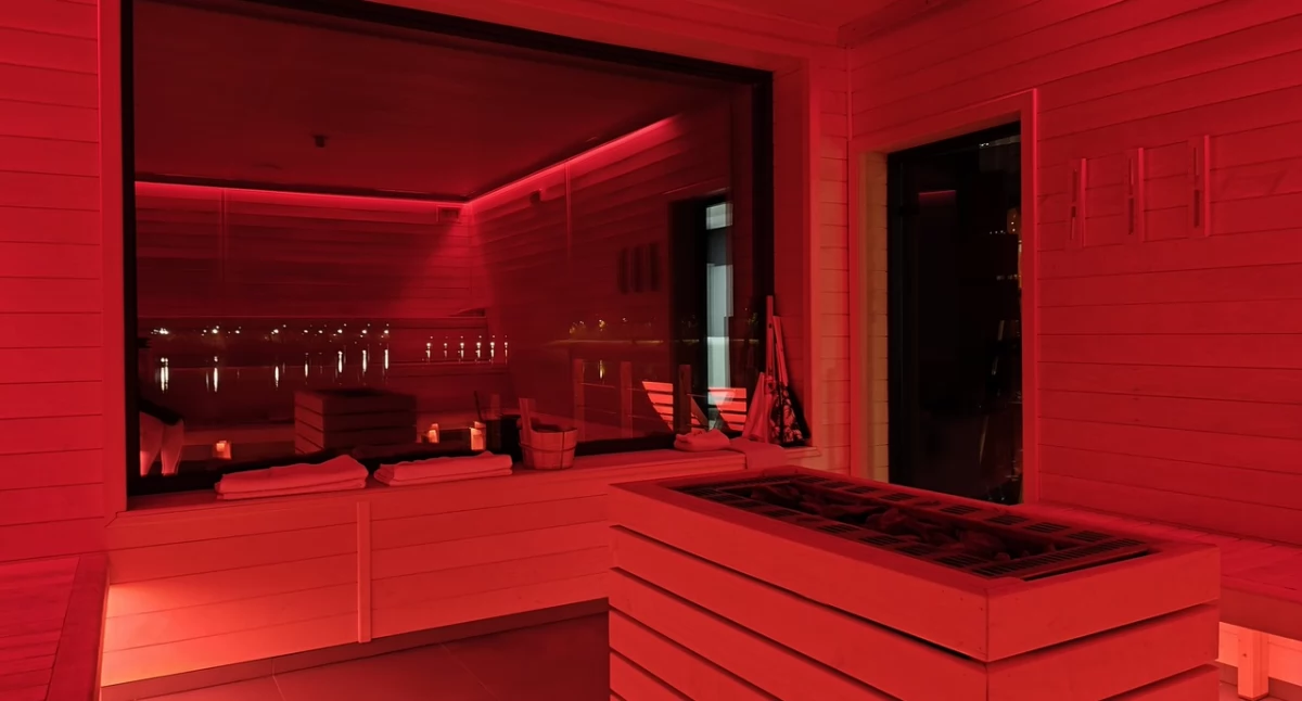Jesienna oaza relaksu: Sauna Dojlidy - listopadowe rytuały i wyjątkowa noc saunowa
