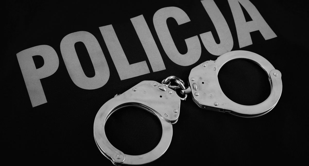 Dwa sklepy, słodko-pachnący łup i dotkliwe straty: złodziejski rajd mieszkańców Ełku zakończony w Suwałkach