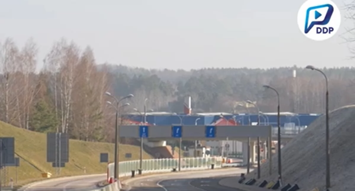 Przejścia w Bobrownikach i Kuźnicy otwarte. Czy popłyną pieniądze? Kupcy pełni nadziei