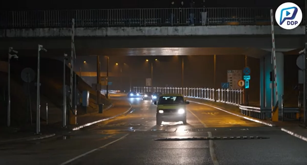 Granica, Miesiąc otwarcia przejść Ponad tysiące osób granicy Białorusią - zdjęcie, fotografia