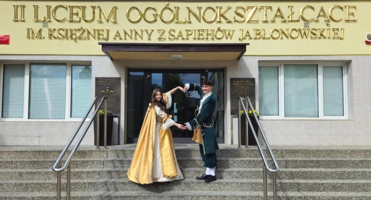 Fot. II LO w Białymstoku 