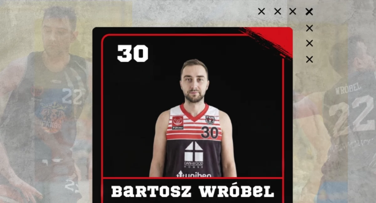 Fot. Fb Tur Basket Bielsk Podlaski / Bartosz Wróbel zaliczył udany debiut w barwach Tura 