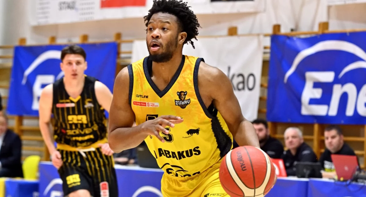 Fot. ddp24.pl / Myles Douglas zdobył decydujące punkty 