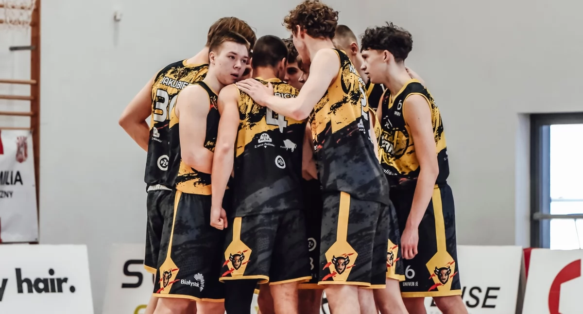 Młode Żubry przegrały wysoko w stolicy