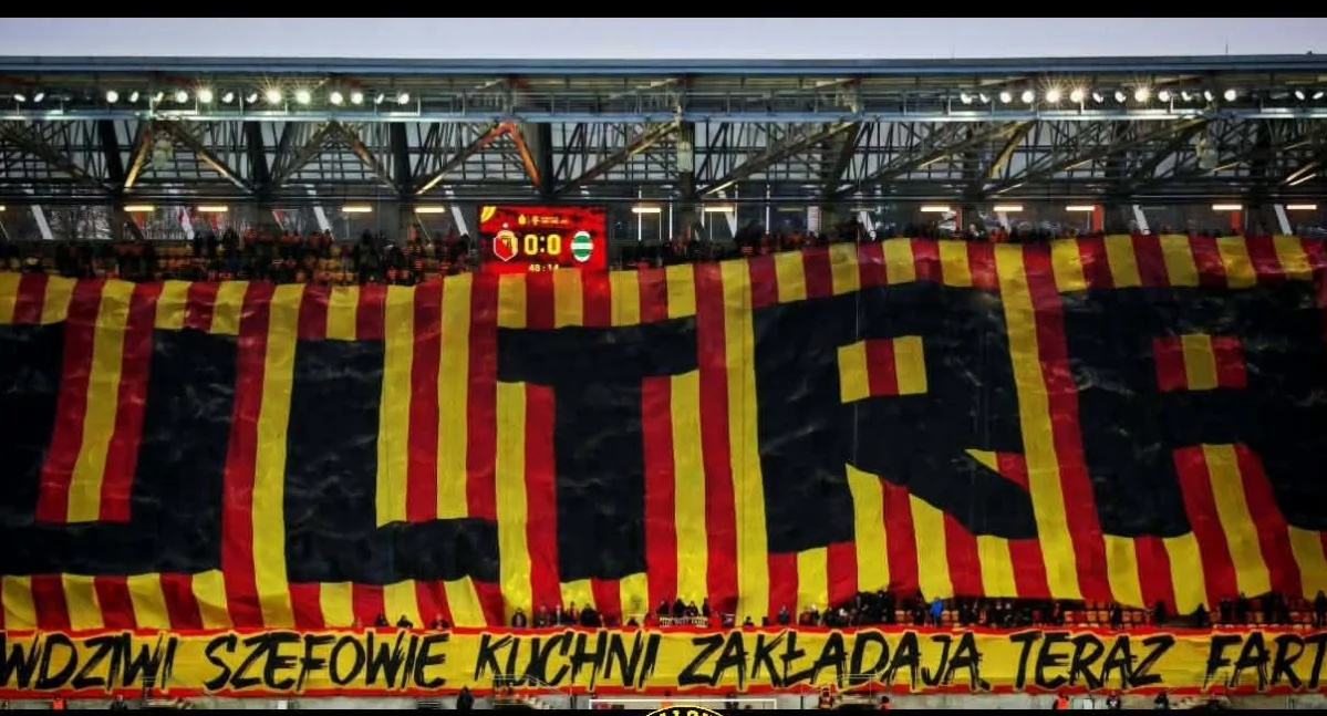 Fot. jagiellonia.pl / Taras Romanczuk pauzuje za kartki