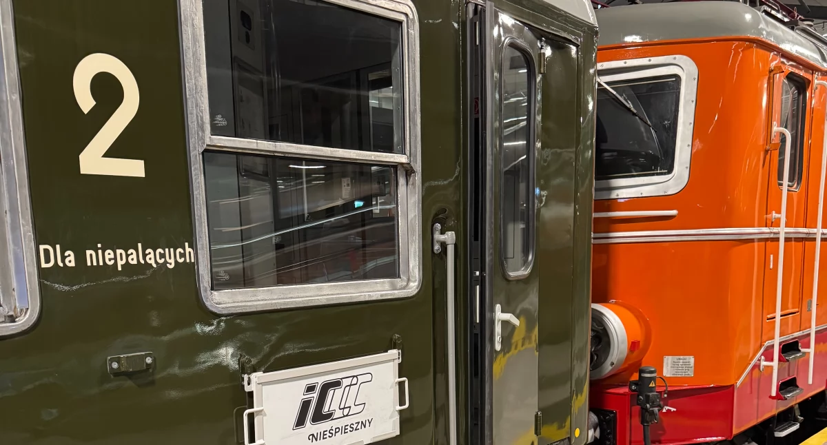 Turystyka, Niespieszny pociąg czyli koleją wprost projekt Intercity - zdjęcie, fotografia