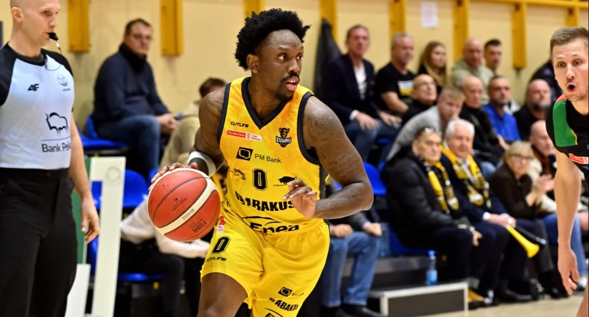 Fot. Samajae Haynes-Jones nie zdołał poprowadzić Żubrów do wygranej z Decka Pelplin