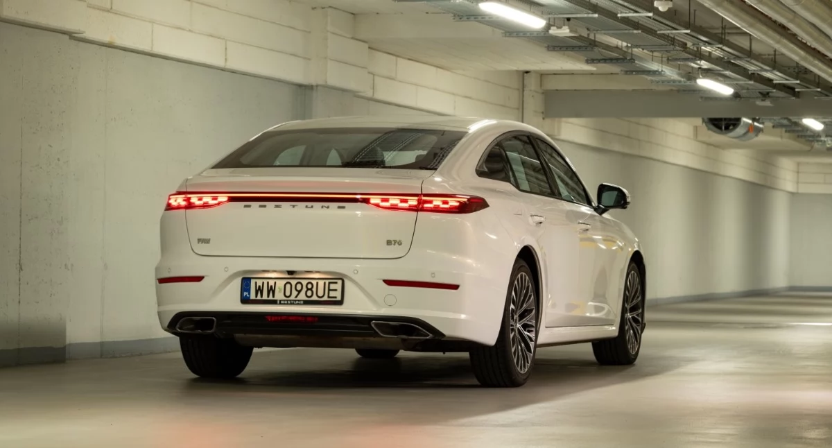 Artykuł Sponsorowany, stylowy liftback jednej ofercie Bestune Białystok - zdjęcie, fotografia